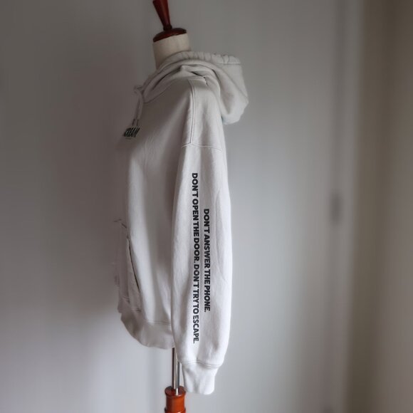 Hollister Scream (1996) Hoodie Mens M Off White Distressed Horror - Picture 5 of 12